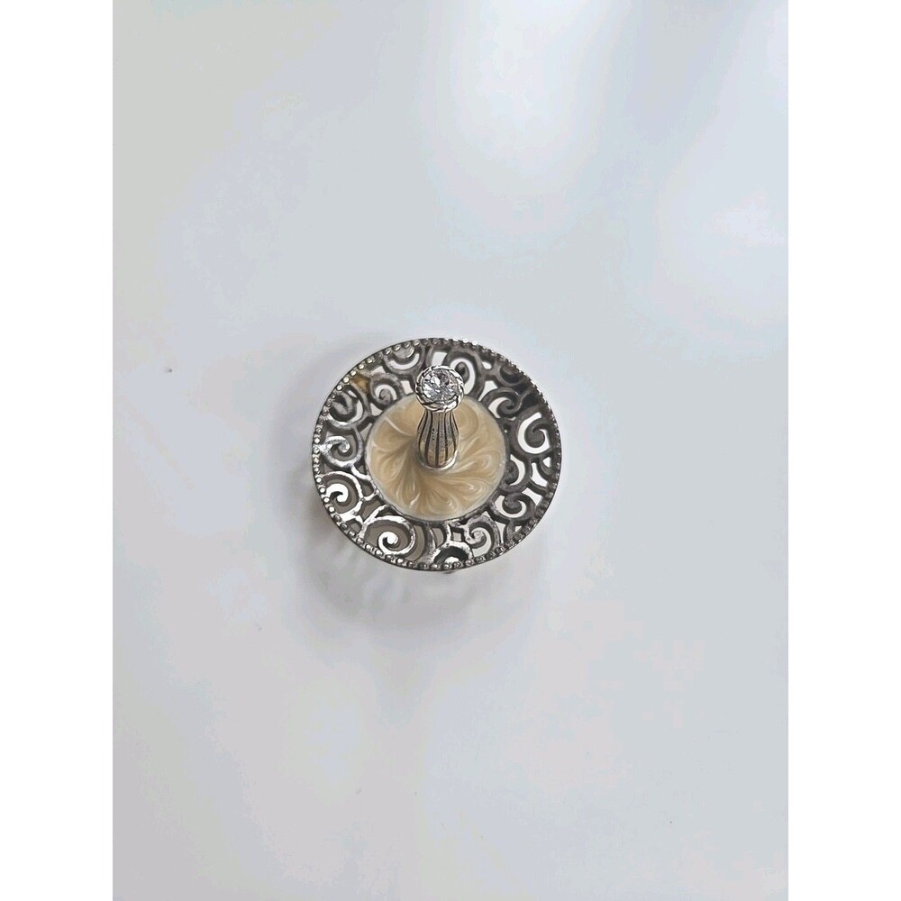 Brighton Lacie Daisy Ring Holder Enamel & Crystal Heart Detail Round Silver Tone